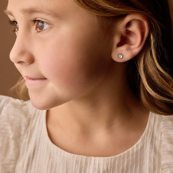 Blomdahl medical plastic knopoorbellen Glossy Green – 6 mm - Staartjes en Strikjes