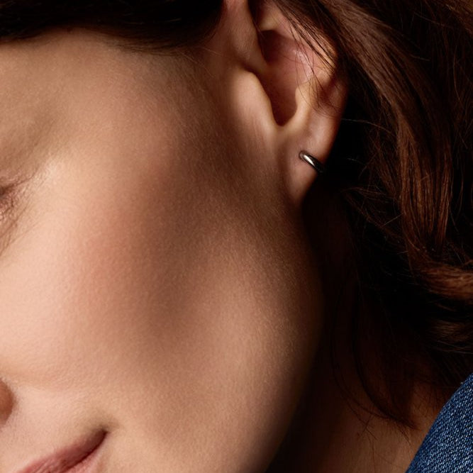 Blomdahl titanium boogoorbellen zilverkleurig – 10 mm - Staartjes en Strikjes