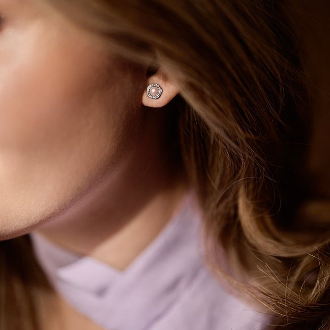 Blomdahl titanium knopjes fancy lichtroze parel met crystal – 8 mm
