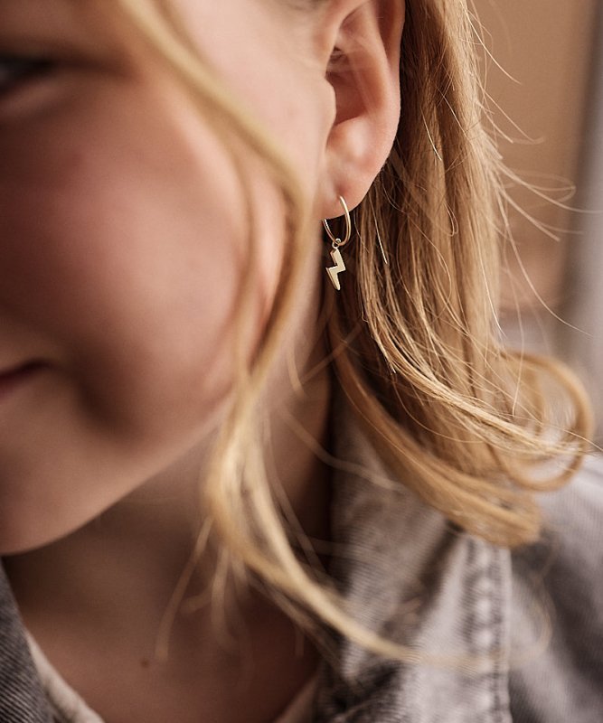 Blomdahl titanium oorringen goudkleurig met bliksem – 14 mm