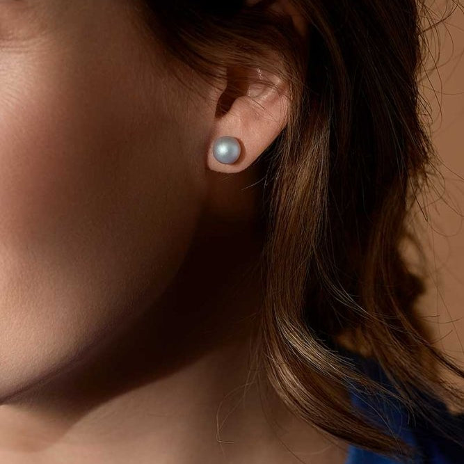 Blomdahl titanium pareloorbellen rainbow shimmer – 8 mm - Staartjes en Strikjes