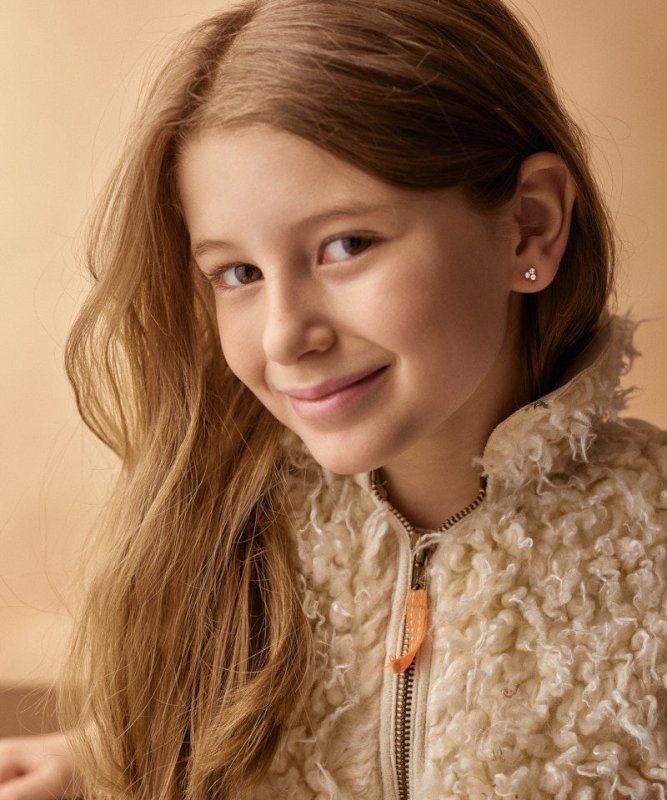 Oorbellen Blomdahl medical plastic klavertje crystal (incl. achterkantjes) - Staartjes en Strikjes