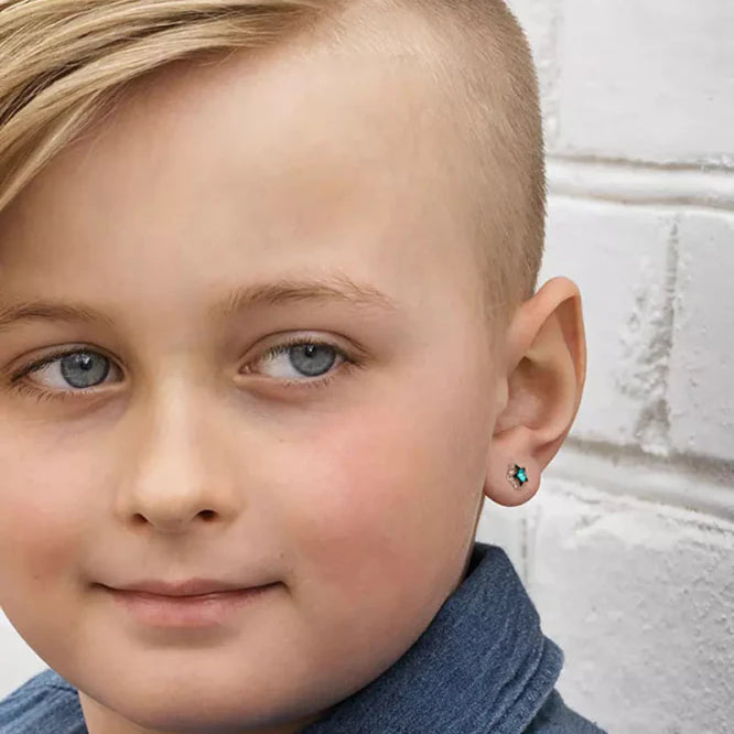 Oorbellen Blomdahl medical plastic sterretjes aqua blauw (incl. achterkantjes) - Staartjes en Strikjes