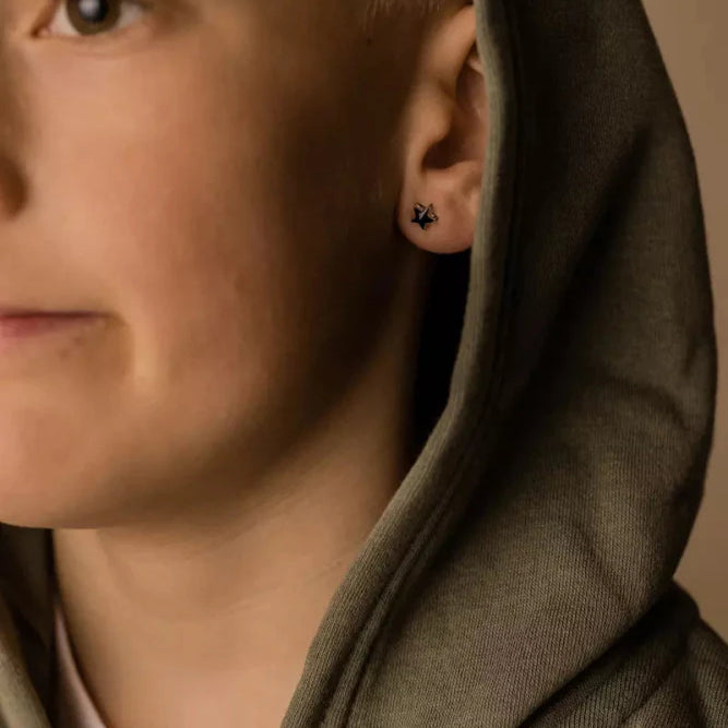 Oorbellen Blomdahl medical plastic sterretjes zwart (incl. achterkantjes) - Staartjes en Strikjes