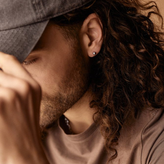 Oorbellen Blomdahl titanium bolletje 5 mm. (incl. achterkantjes) - Staartjes en Strikjes