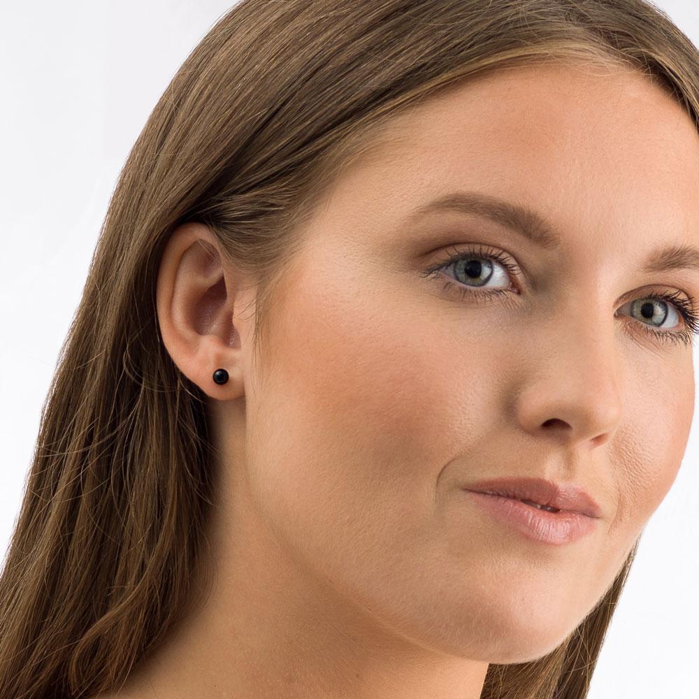 Oorbellen Blomdahl titanium bolletje zwart 5 mm.(incl. achterkantjes)