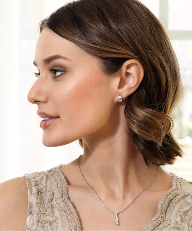 Oorbellen Blomdahl titanium boog 10 mm. met crystal (incl. achterkantjes)