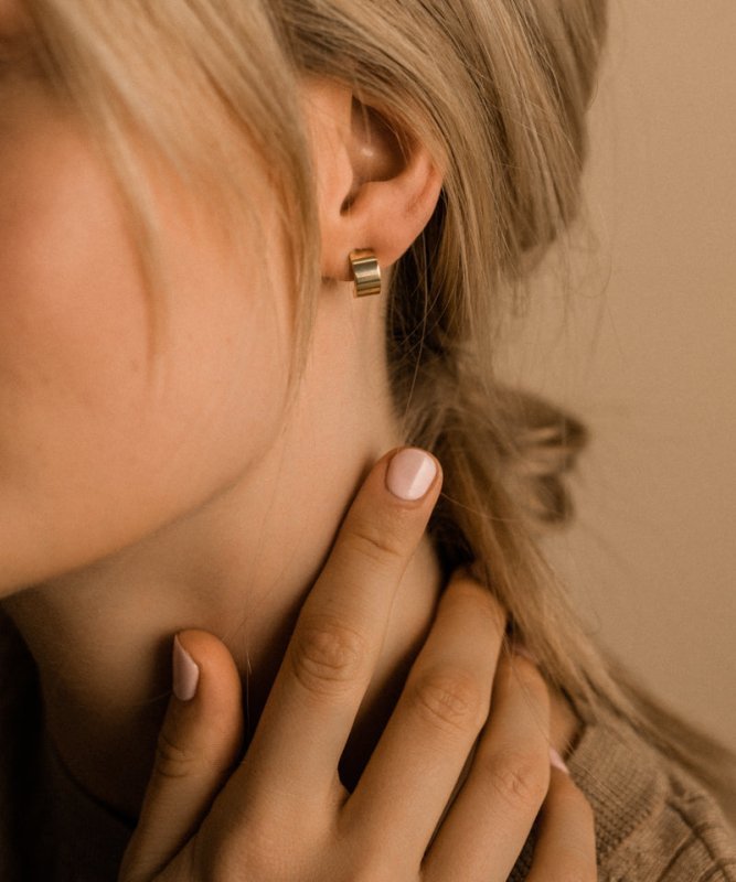 Oorbellen Blomdahl titanium boog goudkleurig 10 mm. (incl. achterkantjes)