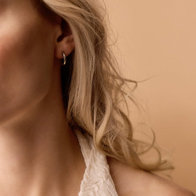 Oorbellen Blomdahl titanium boogje goudkleurig 15 mm (incl. achterkantjes)