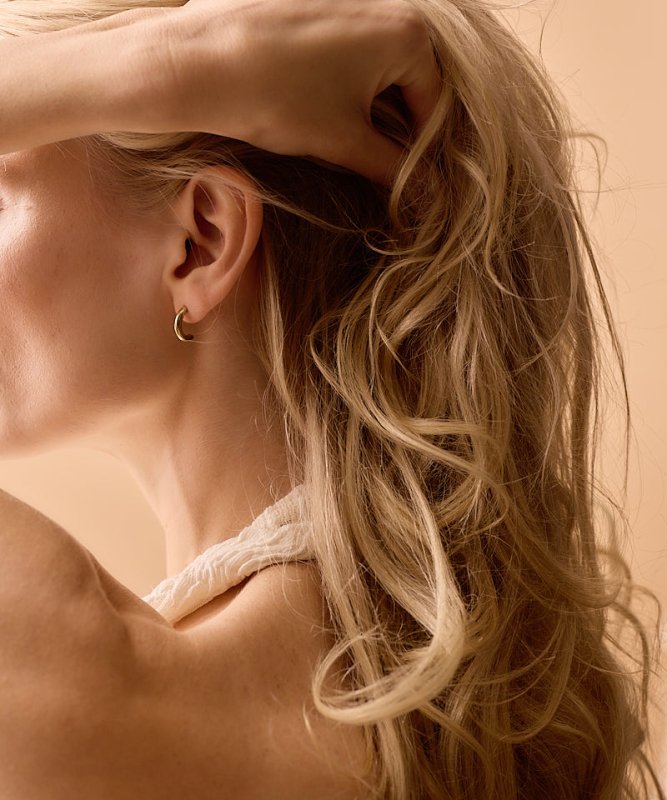 Oorbellen Blomdahl titanium boogje goudkleurig 15 mm (incl. achterkantjes)