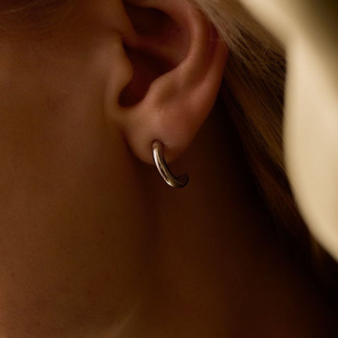 Oorbellen Blomdahl titanium boogje zilverkleurig 15 mm (incl. achterkantjes)