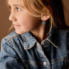 Oorbellen Blomdahl titanium goudkleurige oorringen – 14 mm kristallen hartje aqua marine - Staartjes en Strikjes