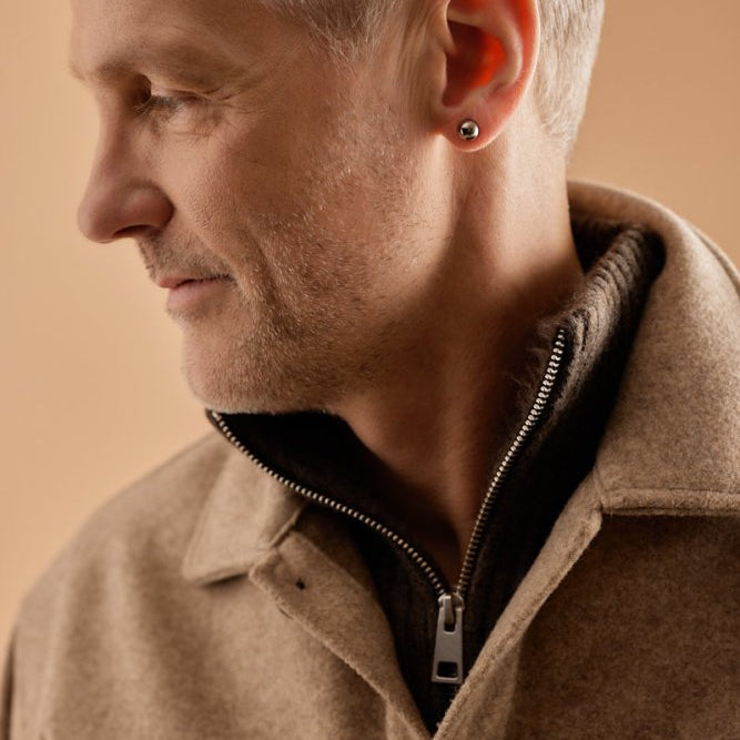 Oorbellen Blomdahl titanium half rondje 8 mm. (incl. achterkantjes) - Staartjes en Strikjes