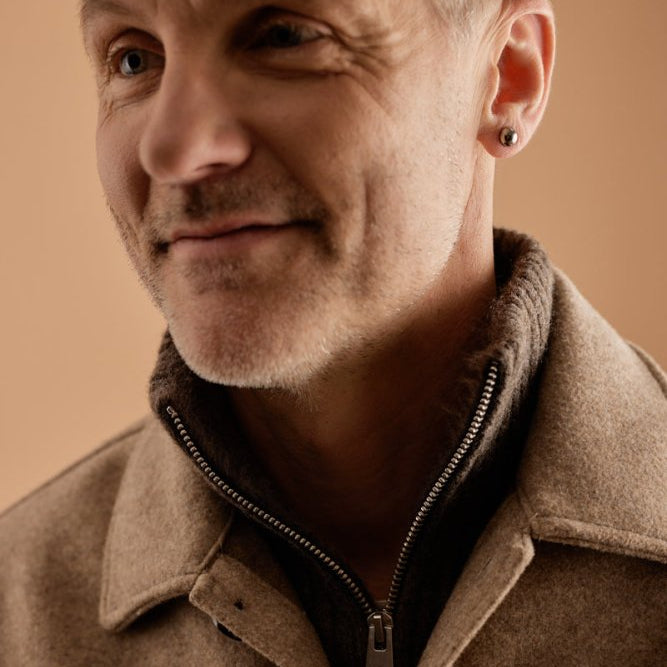 Oorbellen Blomdahl titanium half rondje 8 mm. (incl. achterkantjes) - Staartjes en Strikjes