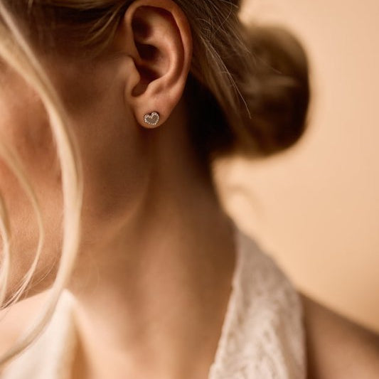 Oorbellen Blomdahl titanium hartje crystal 8 mm. (incl. achterkantjes)