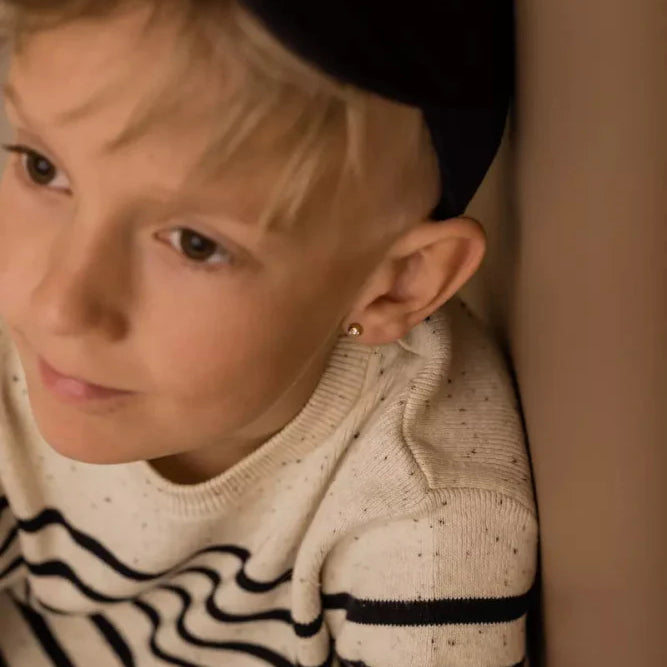 Oorbellen Blomdahl titanium knopje 5 mm. goudkleurig (incl. achterkantjes) - Staartjes en Strikjes