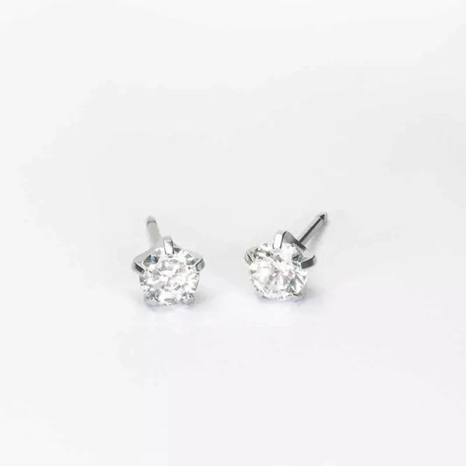 Oorbellen Blomdahl titanium knopje 5 mm. zirconiasteentje (incl. achterkantjes) - Staartjes en Strikjes