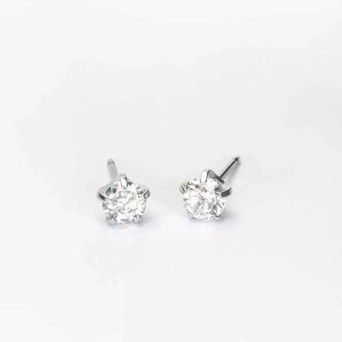 Oorbellen Blomdahl titanium knopje 5 mm. zirconiasteentje (incl. achterkantjes)