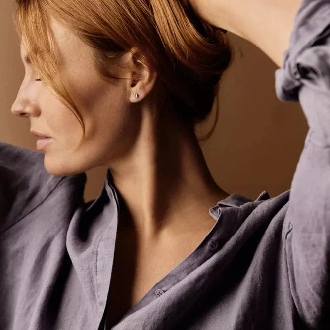 Oorbellen Blomdahl titanium knopje 5 mm. zirconiasteentje (incl. achterkantjes)