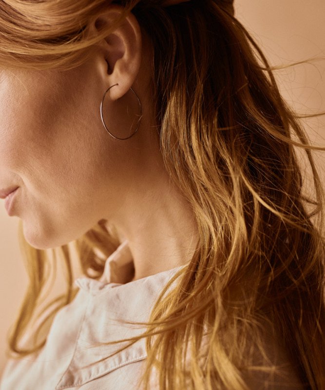 Oorbellen Blomdahl titanium oorringen extra groot 35 mm. - Staartjes en Strikjes