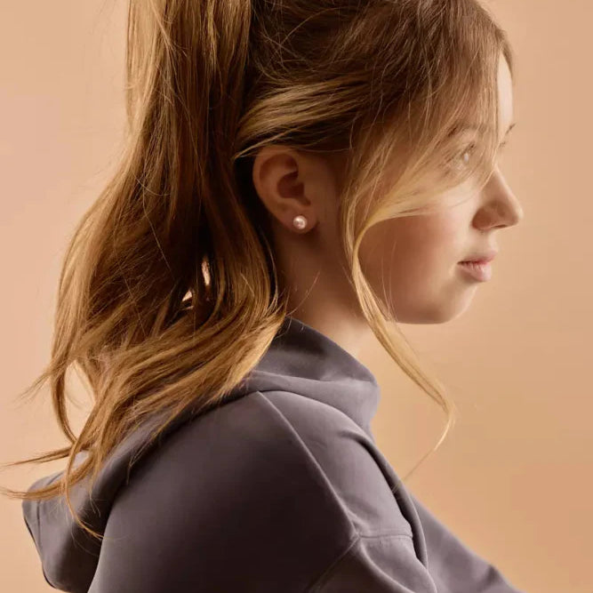 Oorbellen Blomdahl titanium parel zacht roze 8 mm. (incl. achterkantjes) - Staartjes en Strikjes