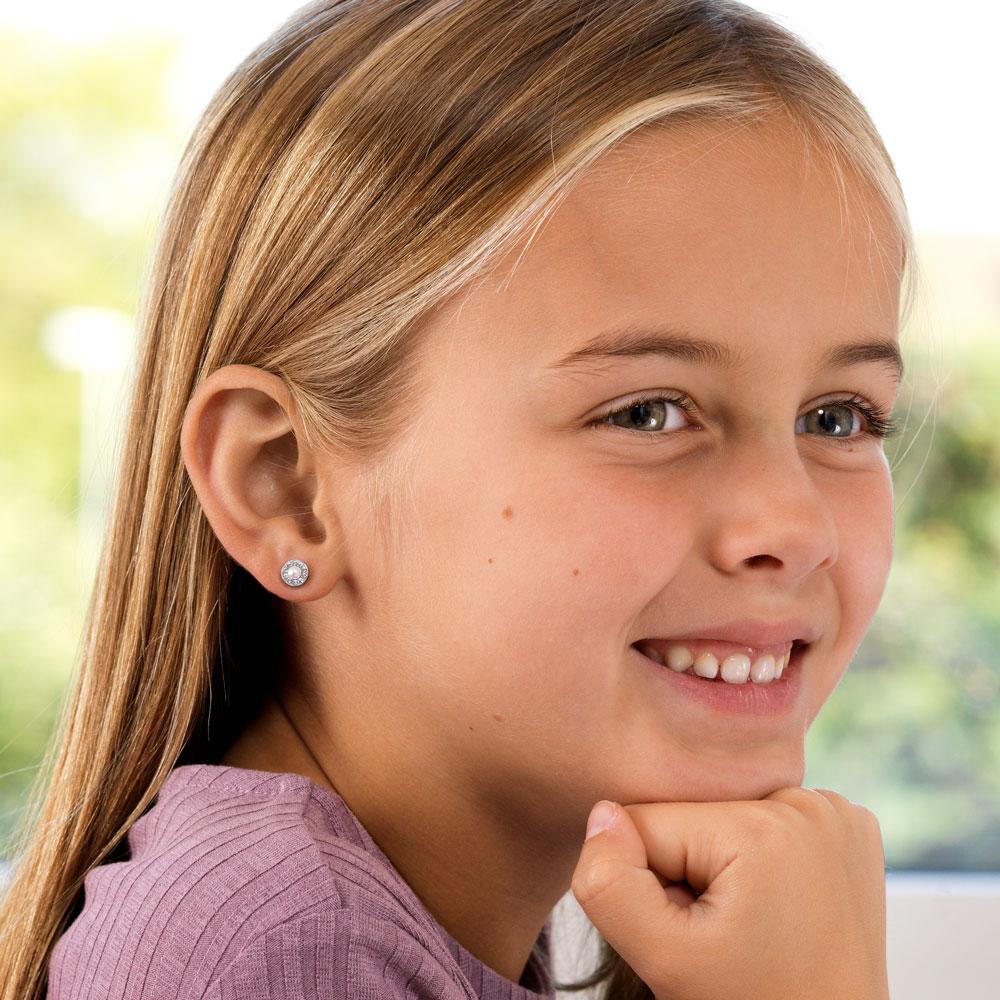 Oorbellen Blomdahl titanium rondje met parel en crystal 6 mm. - Staartjes en Strikjes