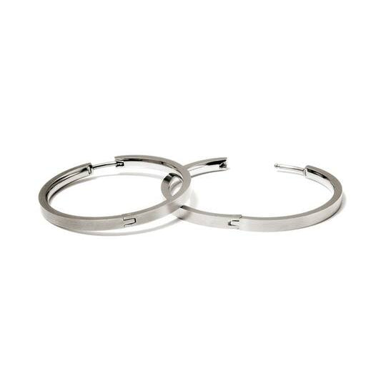 Titanium oorbellen Boccia oorringen 32 mm. - Staartjes en Strikjes