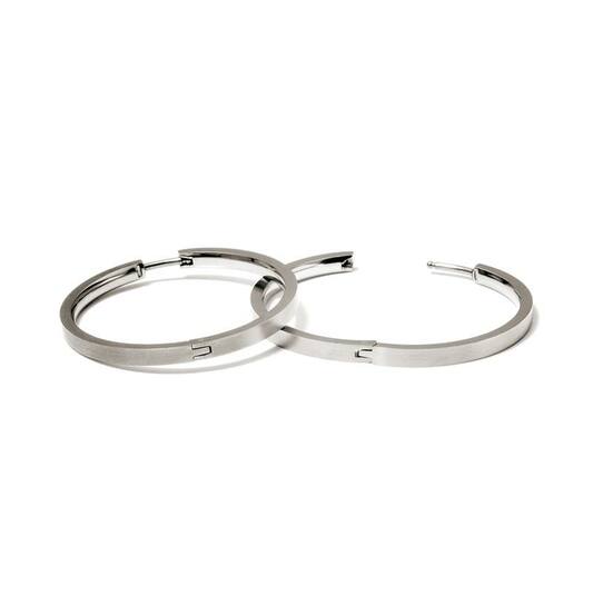 Titanium oorbellen Boccia oorringen 32 mm. - Staartjes en Strikjes