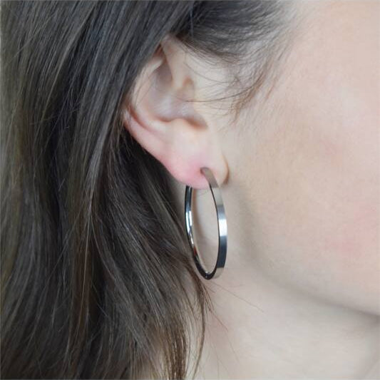 Titanium oorbellen Boccia oorringen 40 mm. - Staartjes en Strikjes