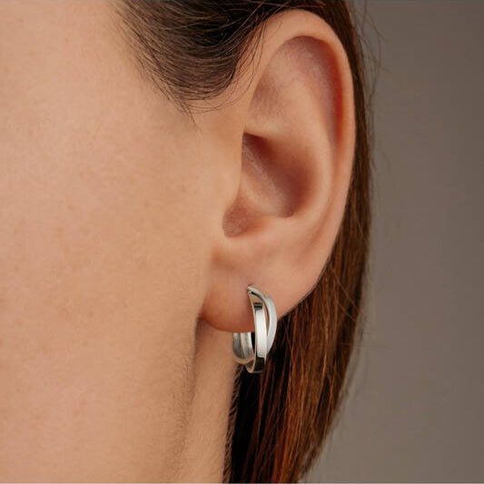 Titanium oorbellen Boccia twist zilverkleurig