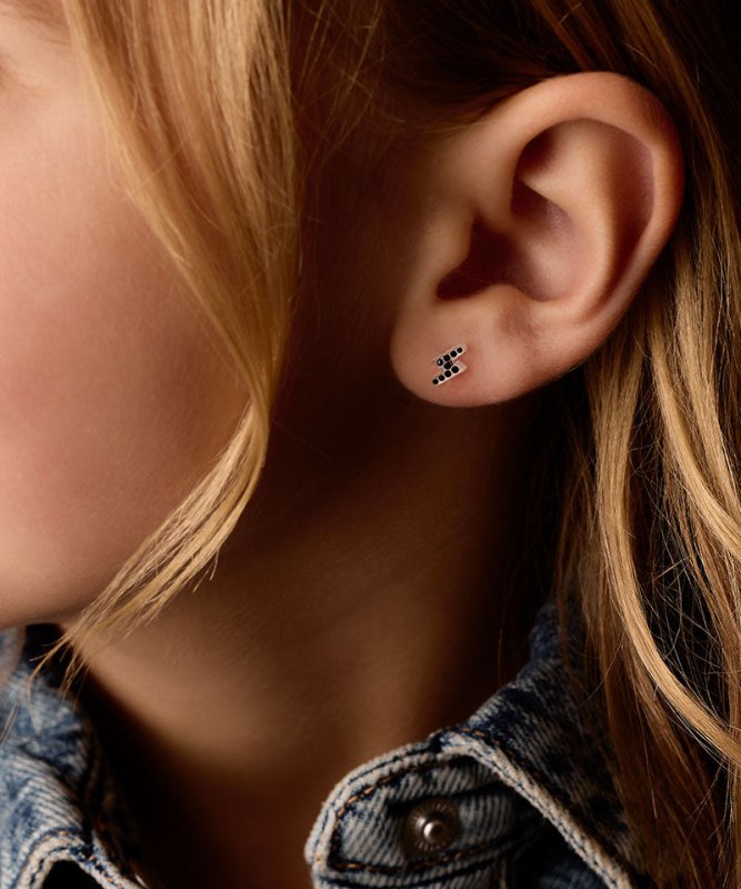 Blomdahl medical plastic oorbellen bliksem zwart – 8 mm - Staartjes en Strikjes