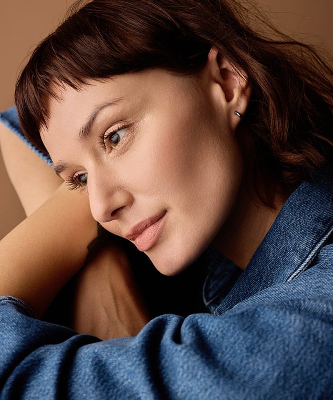 Blomdahl titanium boogoorbellen zilverkleurig – 10 mm