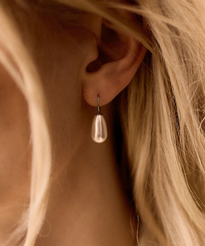 Oorbellen Blomdahl titanium hanger parel druppel 15 mm.