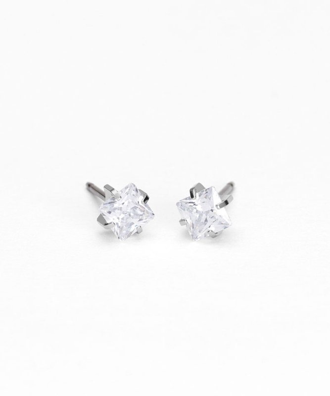 Oorbellen Blomdahl titanium knopje 5 mm. zirconiasteentje - Staartjes en Strikjes