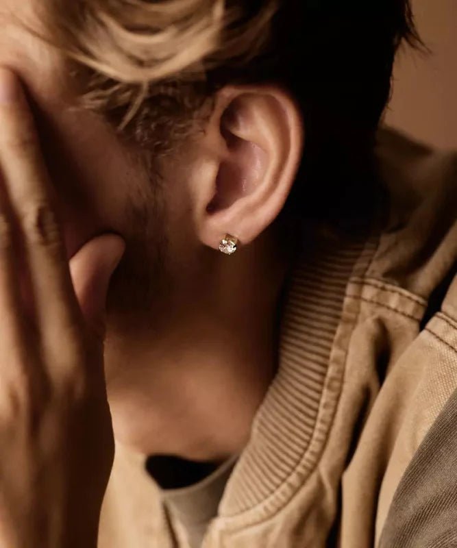 Oorbellen Blomdahl titanium knopje 7 mm. zirconiasteentje goudkleurig warm shiner (incl. achterkantjes)