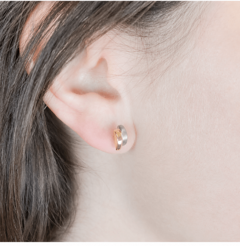 Titanium oorbellen Boccia bicolor - Staartjes en Strikjes